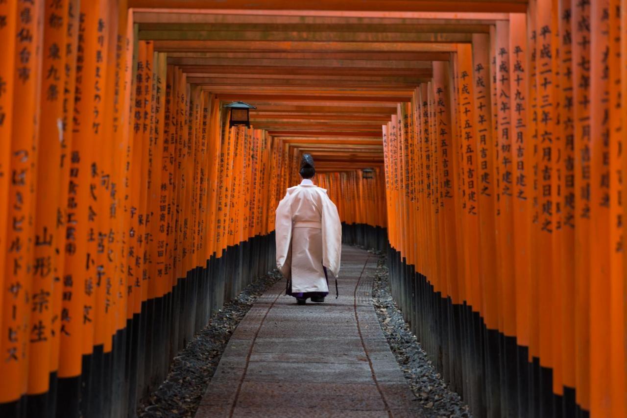 Guesthouse Meguri Inari Kyoto Bagian luar foto